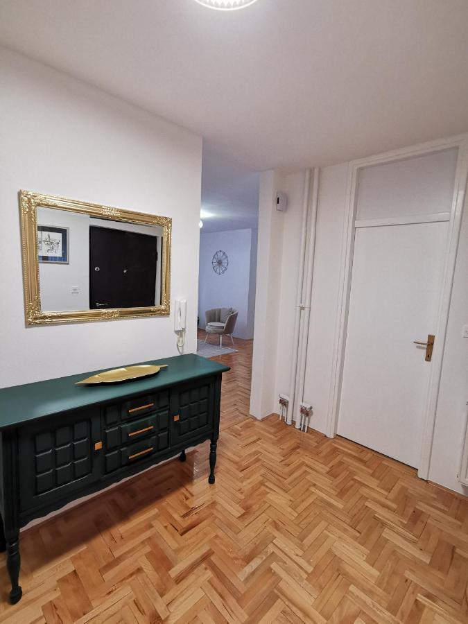 Family Apartment טוזלה מראה חיצוני תמונה