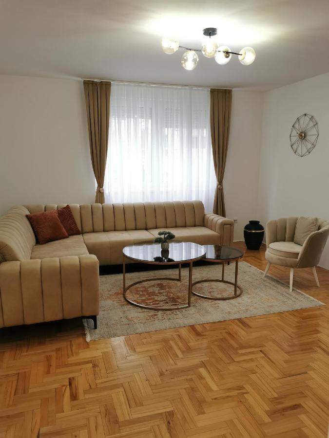 Family Apartment טוזלה מראה חיצוני תמונה